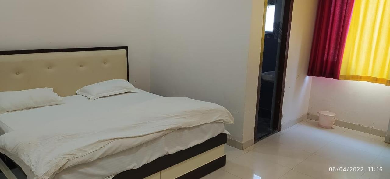 Bhagwan Hotel Gonda מראה חיצוני תמונה